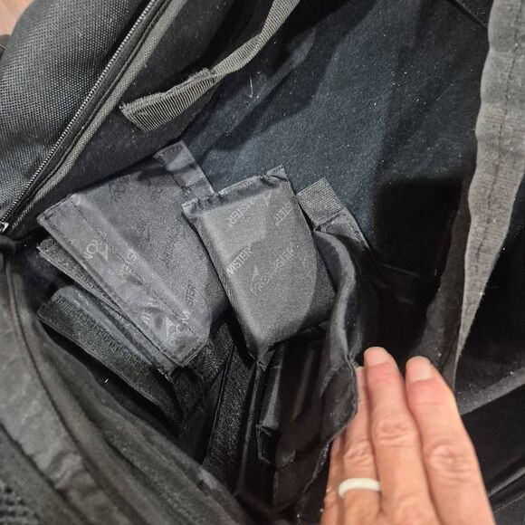 Promaster Camera Gear Backpack EUC - Picture 12 of 12